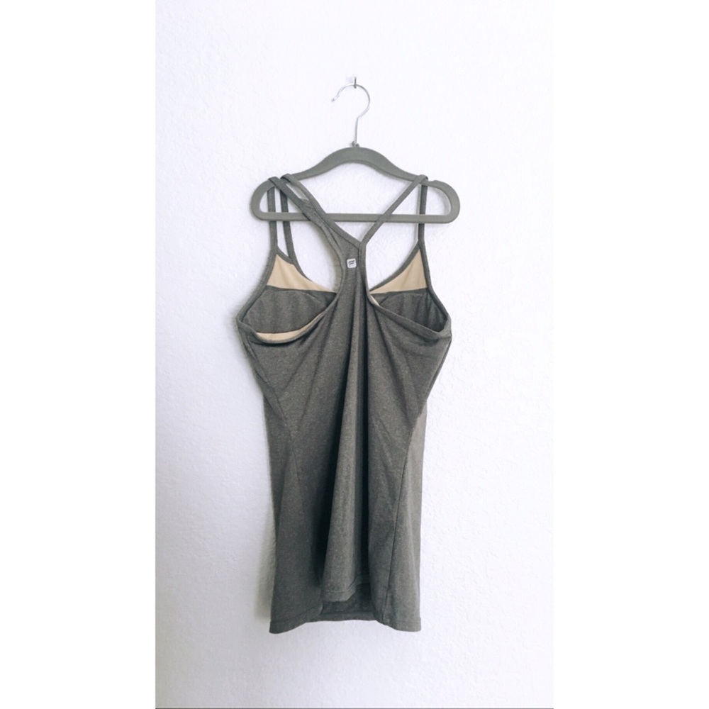 Work Out Top - Picture 2 of 3